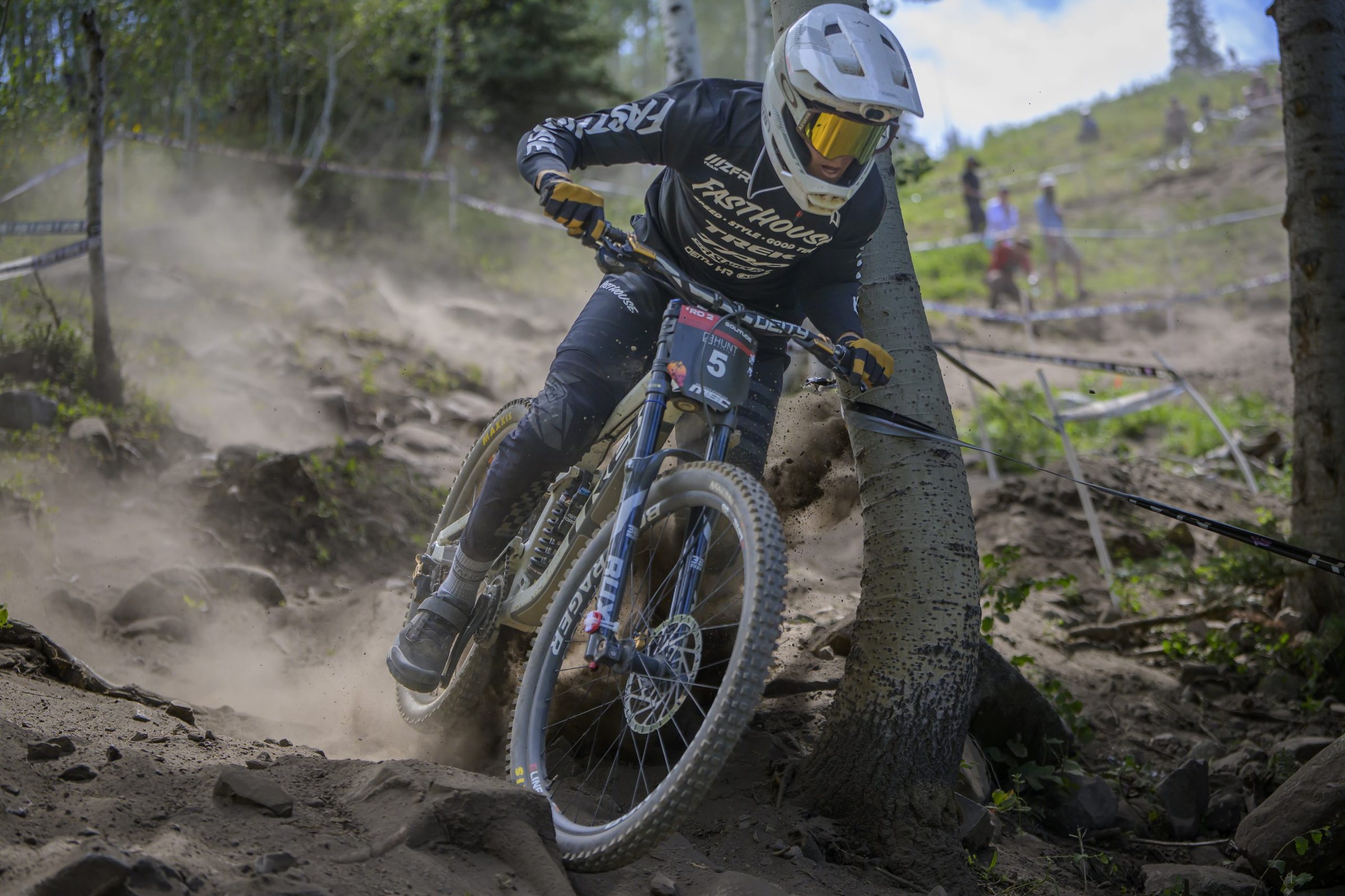 Downhill racer in the dust at Solitude, Mountain States Cup Round 2